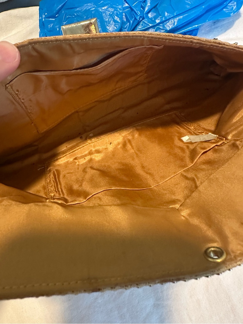 Vintage Whiting & Davis gold metal mesh clutch - Picture 4 of 4